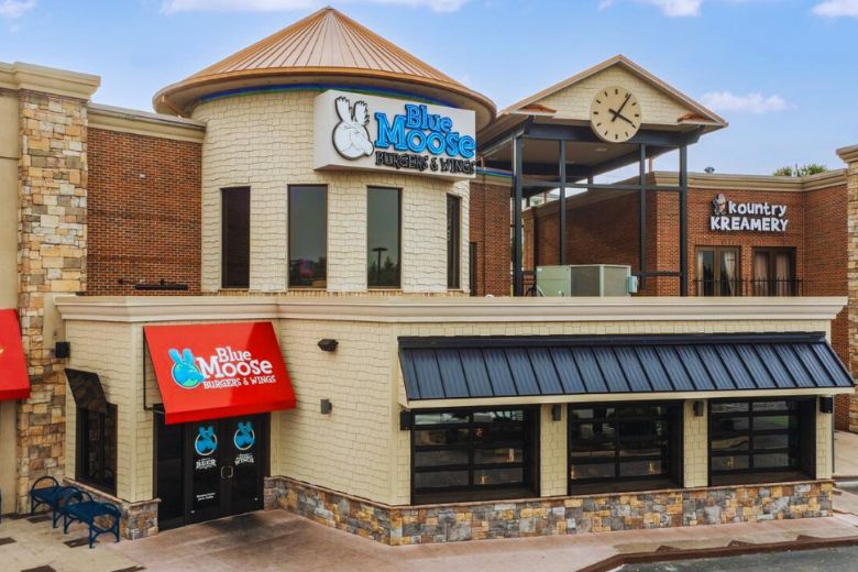 Things To Do Blue Moose Burgers and Wings